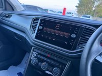 USED 2018 68 VOLKSWAGEN T-ROC 1.5 TSI GPF EVO Design SUV 5dr Petrol Manual Euro 6 (s/s) (150 ps) 