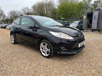 2011 FORD FIESTA