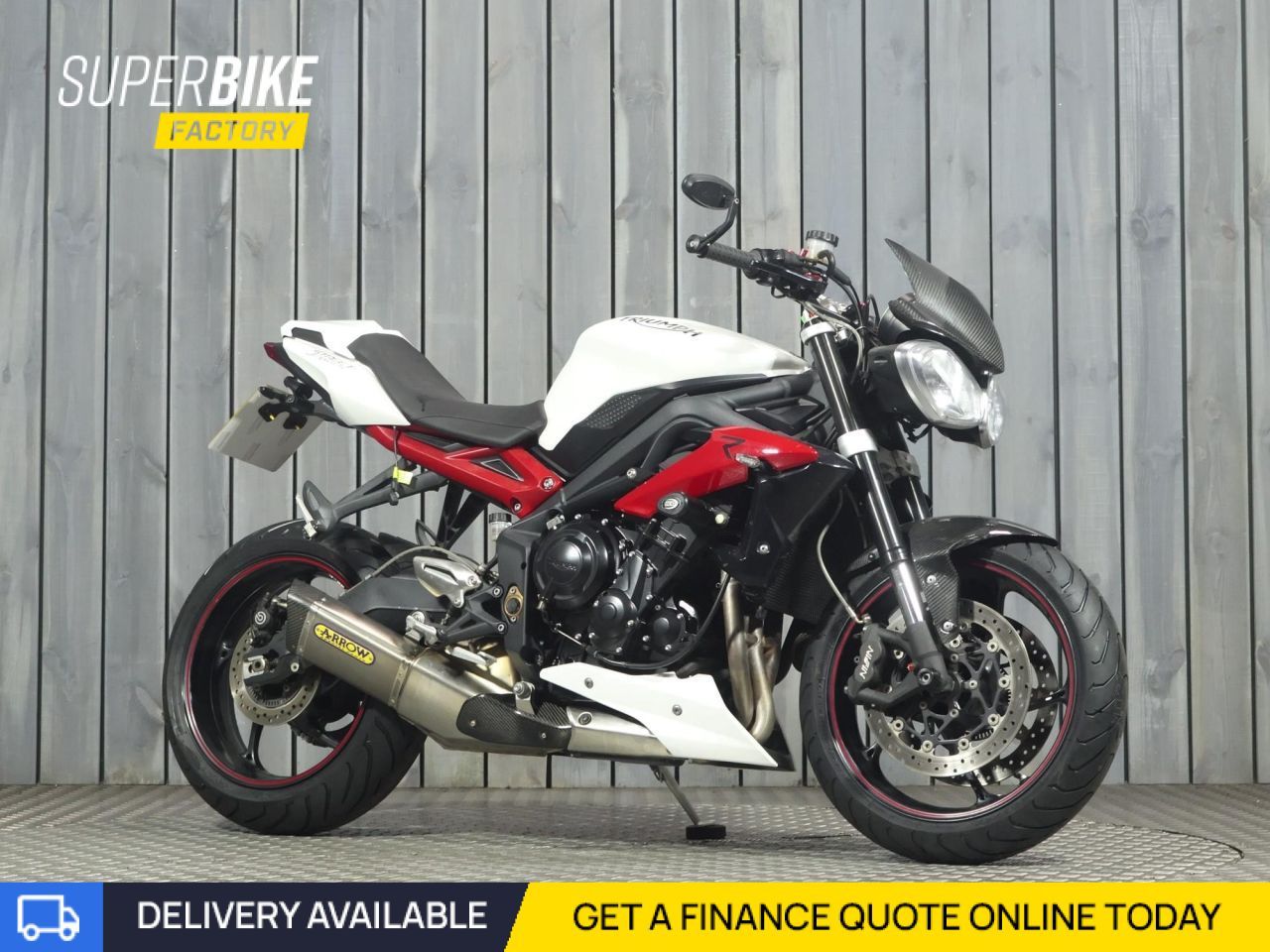 TRIUMPH STREET TRIPLE 675STREET TRIPLE 675