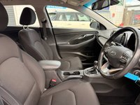 USED 2018 68 HYUNDAI I30 1.6 CRDi SE Nav Tourer 5dr Diesel DCT Euro 6 (s/s) (136 ps) 
