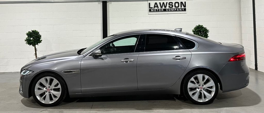 USED 2021 21 JAGUAR XF 2.0 D200 MHEV S Saloon 4dr Diesel Auto Euro 6 (s/s) (204 ps) 