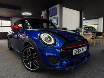 2019 MINI HATCH
