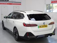 USED 2024 24 BMW I5 40 83.9kWh M Sport Pro Touring 5dr Electric Auto eDrive (11kW Charger) (340 ps) 12K FACTORY OPTIONS