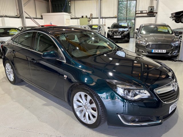 View our VAUXHALL INSIGNIA