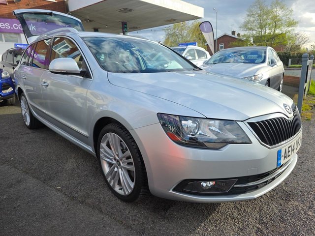 View our SKODA SUPERB