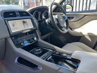 USED 2020 20 JAGUAR F-PACE 2.0 D180 Portfolio SUV 5dr Diesel Auto Euro 6 (s/s) (180 ps) 1 OWNER + PAN ROOF!