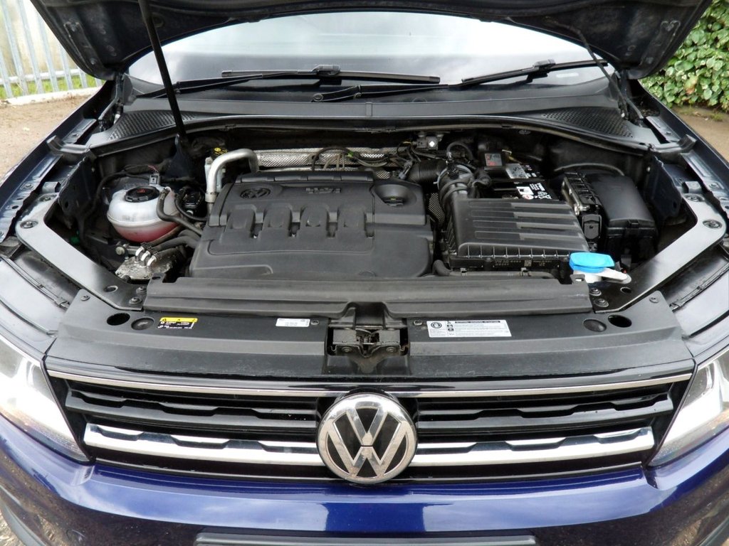 USED 2018 67 VOLKSWAGEN TIGUAN 2.0 TDI SE Navigation SUV 5dr Diesel DSG 4Motion Euro 6 (s/s) (190 ps) DSG Gearbox Serviced