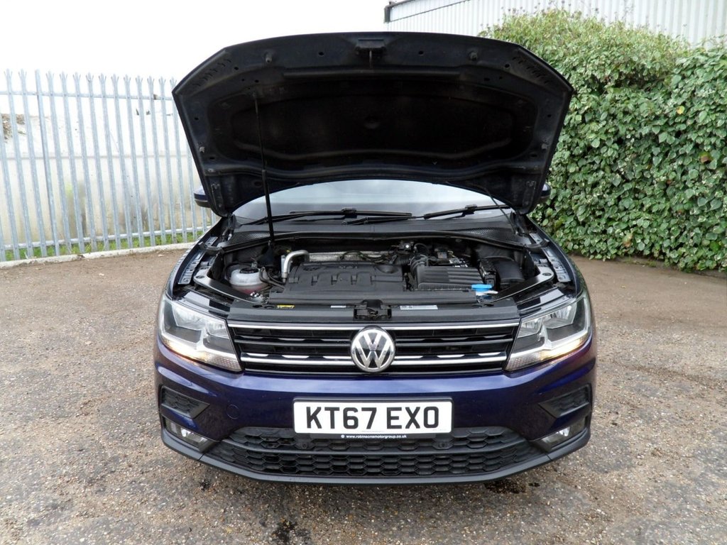 USED 2018 67 VOLKSWAGEN TIGUAN 2.0 TDI SE Navigation SUV 5dr Diesel DSG 4Motion Euro 6 (s/s) (190 ps) DSG Gearbox Serviced