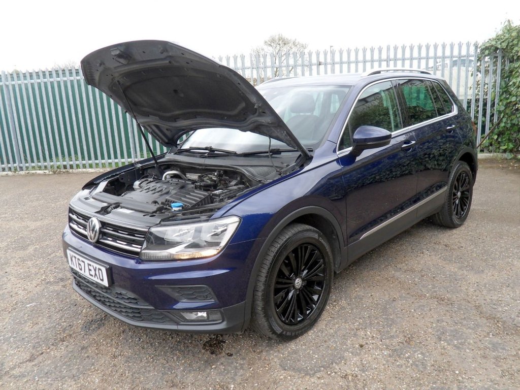 USED 2018 67 VOLKSWAGEN TIGUAN 2.0 TDI SE Navigation SUV 5dr Diesel DSG 4Motion Euro 6 (s/s) (190 ps) DSG Gearbox Serviced