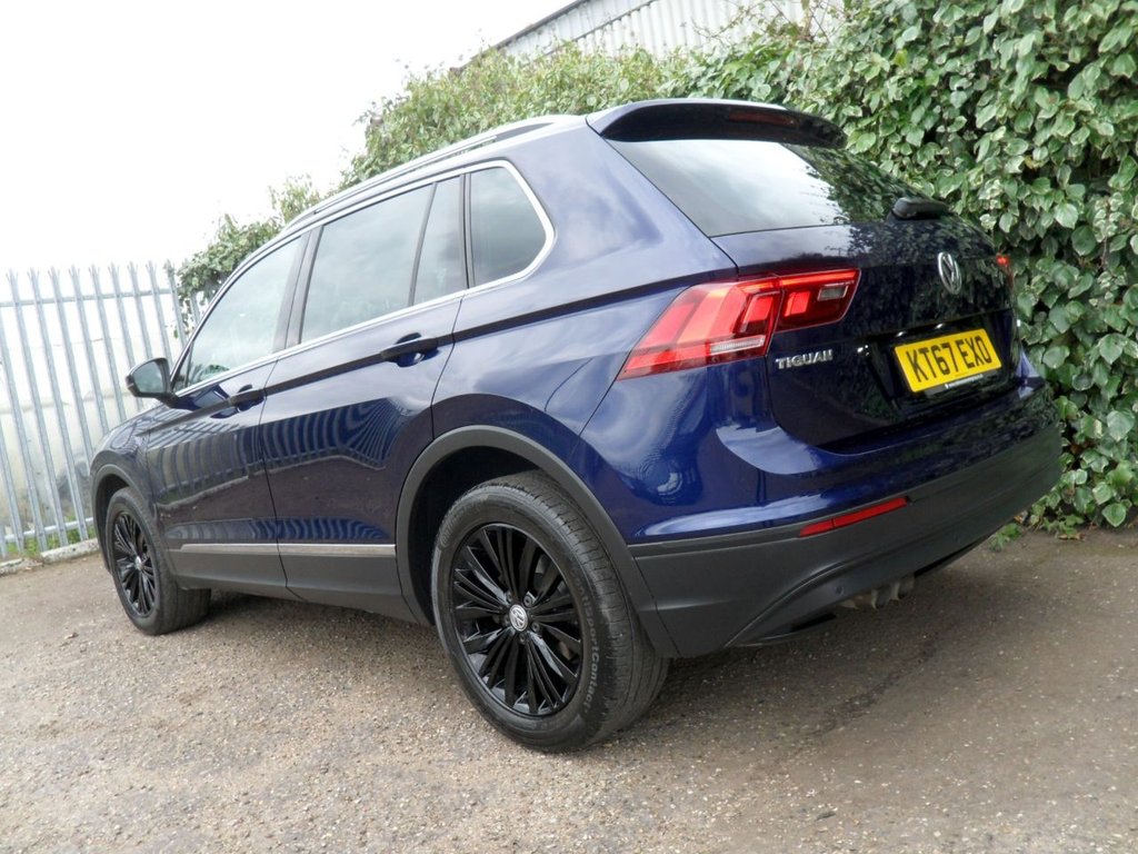 USED 2018 67 VOLKSWAGEN TIGUAN 2.0 TDI SE Navigation SUV 5dr Diesel DSG 4Motion Euro 6 (s/s) (190 ps) DSG Gearbox Serviced