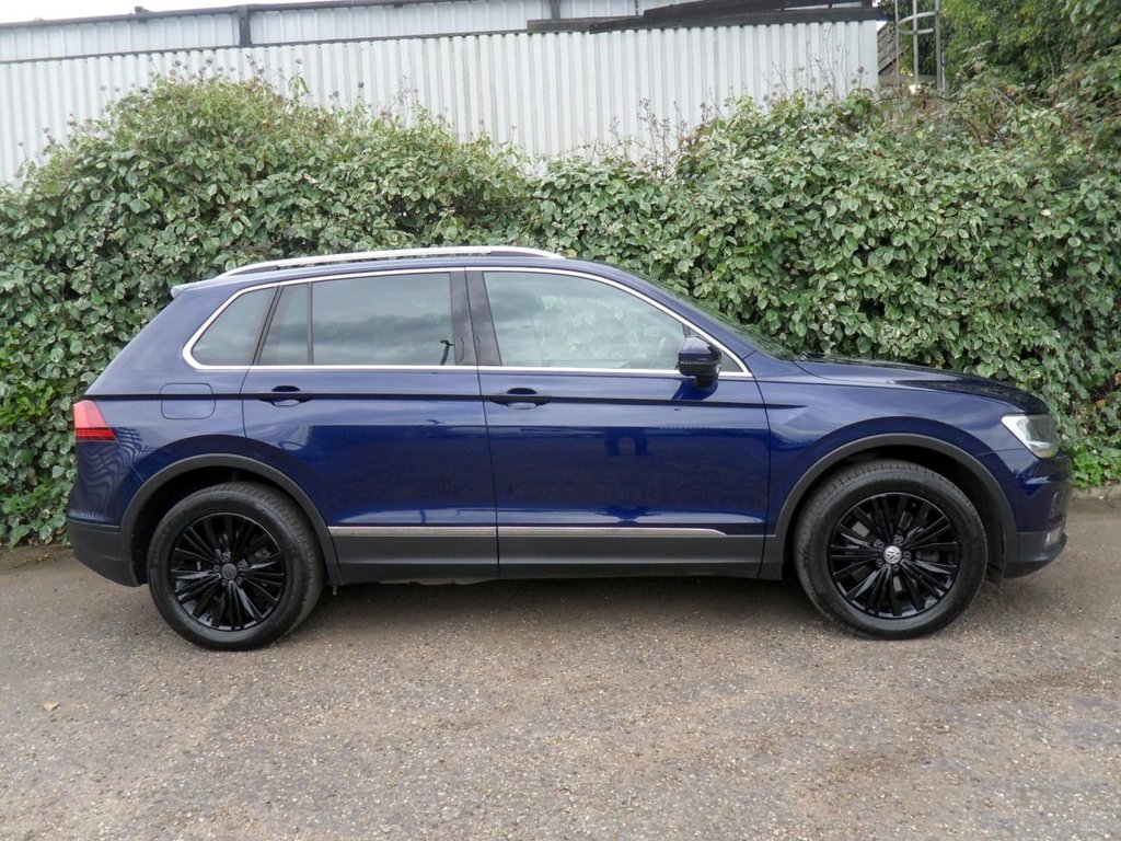 USED 2018 67 VOLKSWAGEN TIGUAN 2.0 TDI SE Navigation SUV 5dr Diesel DSG 4Motion Euro 6 (s/s) (190 ps) DSG Gearbox Serviced