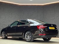 USED 2018 18 SKODA SUPERB 2.0 TDI Laurin & Klement Hatchback 5dr Diesel DSG Euro 6 (s/s) (150 ps) FSH, REAR CAMERA, HEATED SEATS, NAV