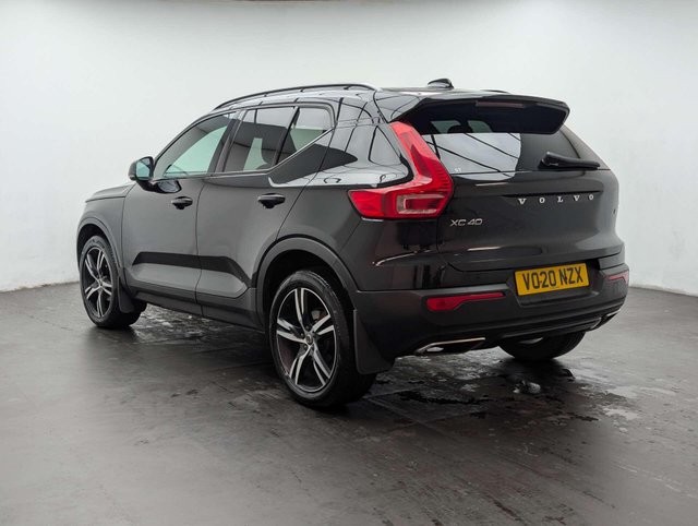USED 2020 20 VOLVO XC40 1.5 XC40 R-Design T3 5dr CLICK & COLLECT/ HOME DELIVERY