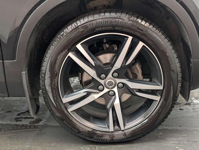 USED 2020 20 VOLVO XC40 1.5 XC40 R-Design T3 5dr CLICK & COLLECT/ HOME DELIVERY