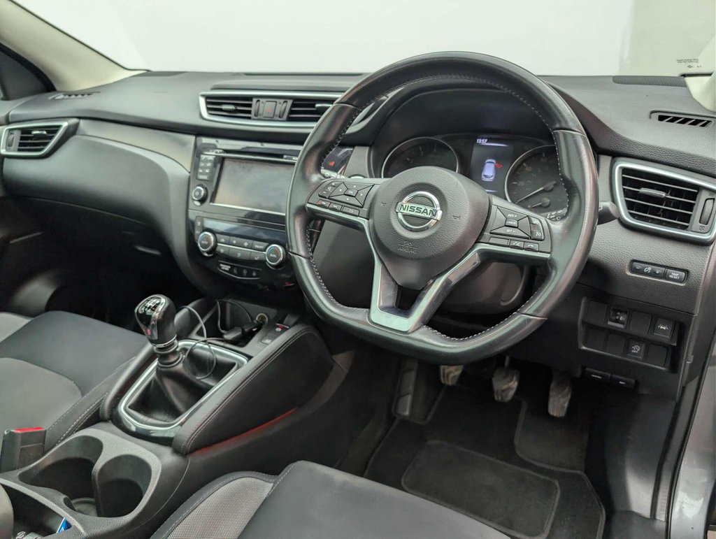 Used 2017 67 NISSAN QASHQAI 1.2 Qashqai N-Connecta DiG-T 5dr CLICK & COLLECT/ HOME DELIVERY