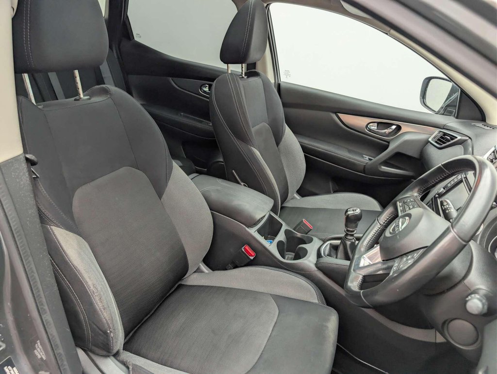 Used 2017 67 NISSAN QASHQAI 1.2 Qashqai N-Connecta DiG-T 5dr CLICK & COLLECT/ HOME DELIVERY