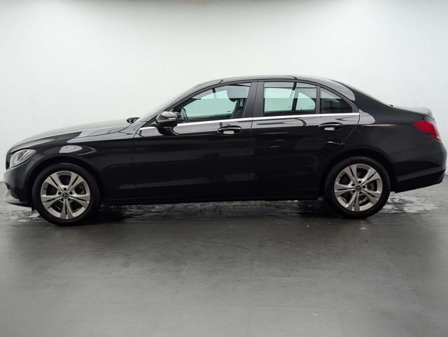 USED 2017 67 MERCEDES-BENZ C-CLASS 2.0 C 200 SE Executive Auto 4dr CLICK & COLLECT/ HOME DELIVERY