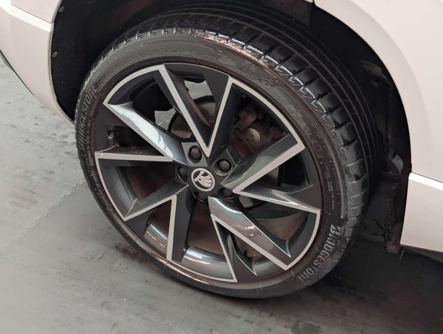 USED 2021 21 SKODA KAROQ 1.5 Karoq Sportline TSi Semi-Auto 5dr CLICK & COLLECT/ HOME DELIVERY