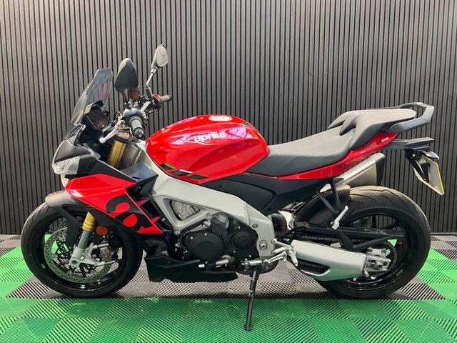 View our APRILIA TUONO 1100 V4