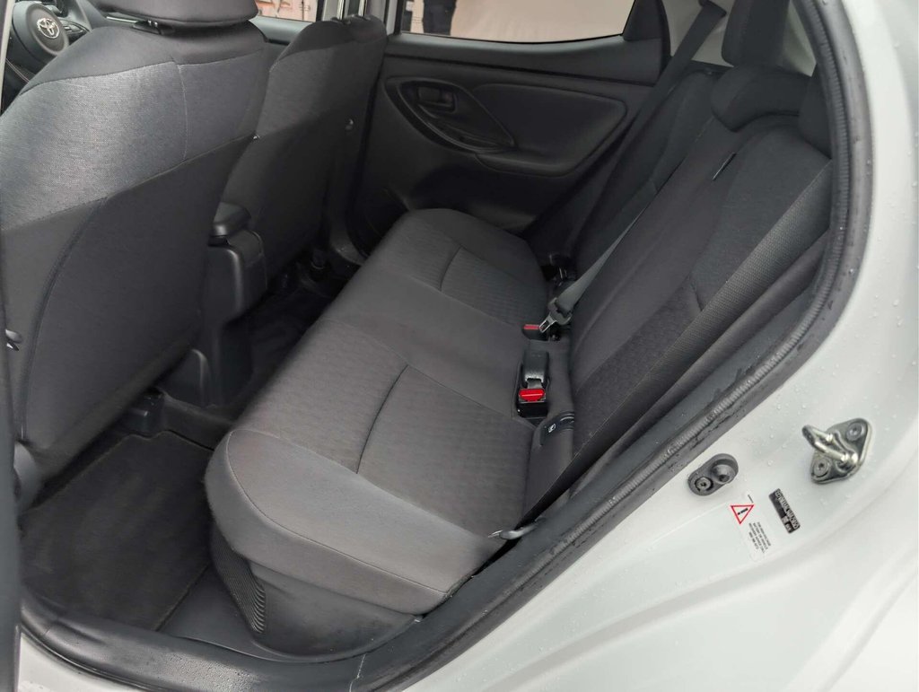Used 2022 72 TOYOTA YARIS 1.5 Yaris Design HEV CVT 5dr CLICK & COLLECT/ HOME DELIVERY
