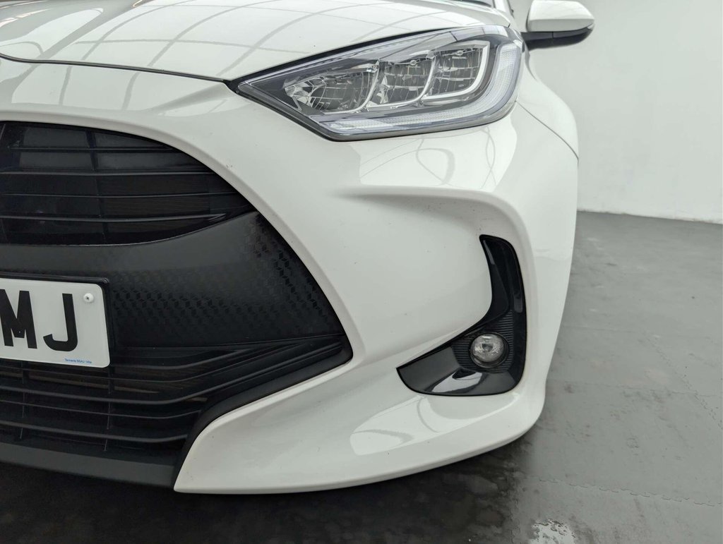 Used 2022 72 TOYOTA YARIS 1.5 Yaris Design HEV CVT 5dr CLICK & COLLECT/ HOME DELIVERY