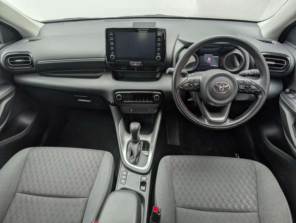 Used 2022 72 TOYOTA YARIS 1.5 Yaris Design HEV CVT 5dr CLICK & COLLECT/ HOME DELIVERY
