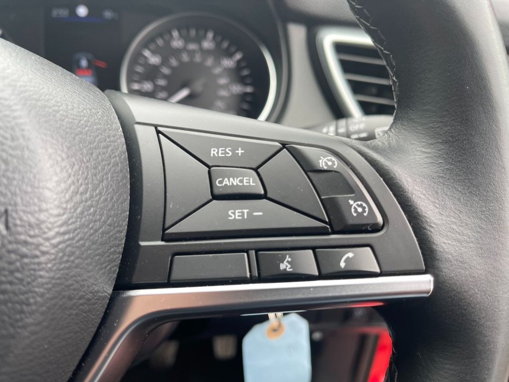 USED 2020 70 NISSAN QASHQAI 1.3 DIG-T Acenta Premium SUV 5dr Petrol Manual Euro 6 (s/s) (140 ps) 