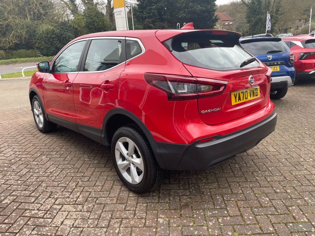USED 2020 70 NISSAN QASHQAI 1.3 DIG-T Acenta Premium SUV 5dr Petrol Manual Euro 6 (s/s) (140 ps) 