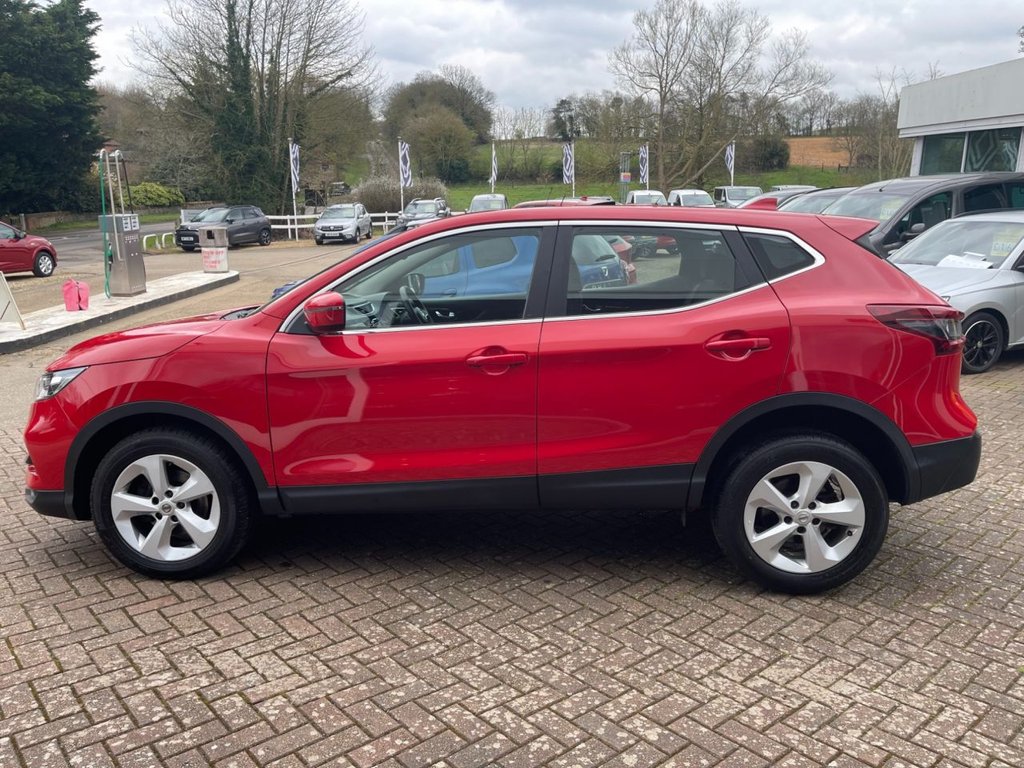 USED 2020 70 NISSAN QASHQAI 1.3 DIG-T Acenta Premium SUV 5dr Petrol Manual Euro 6 (s/s) (140 ps) 