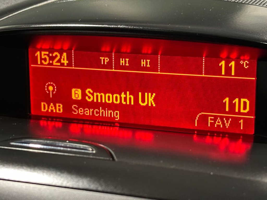 USED 2016 16 VAUXHALL ZAFIRA TOURER 1.6 CDTi ecoFLEX SE MPV 5dr Diesel Manual Euro 6 (s/s) (136 ps) 