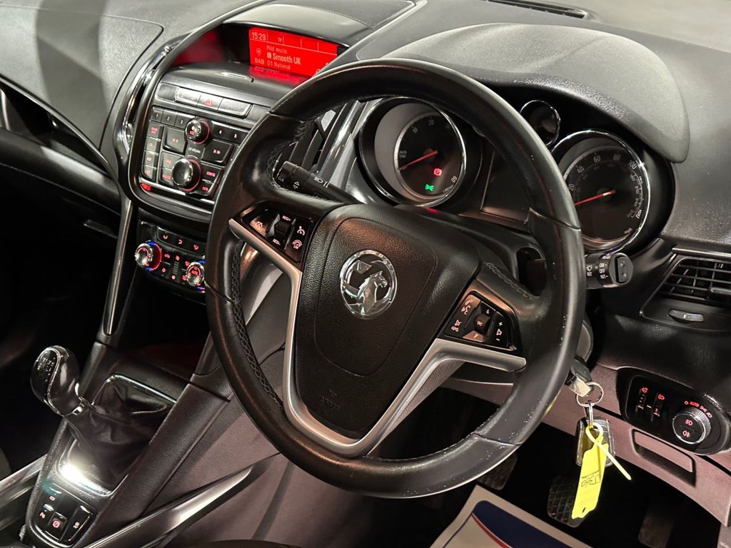 USED 2016 16 VAUXHALL ZAFIRA TOURER 1.6 CDTi ecoFLEX SE MPV 5dr Diesel Manual Euro 6 (s/s) (136 ps) 