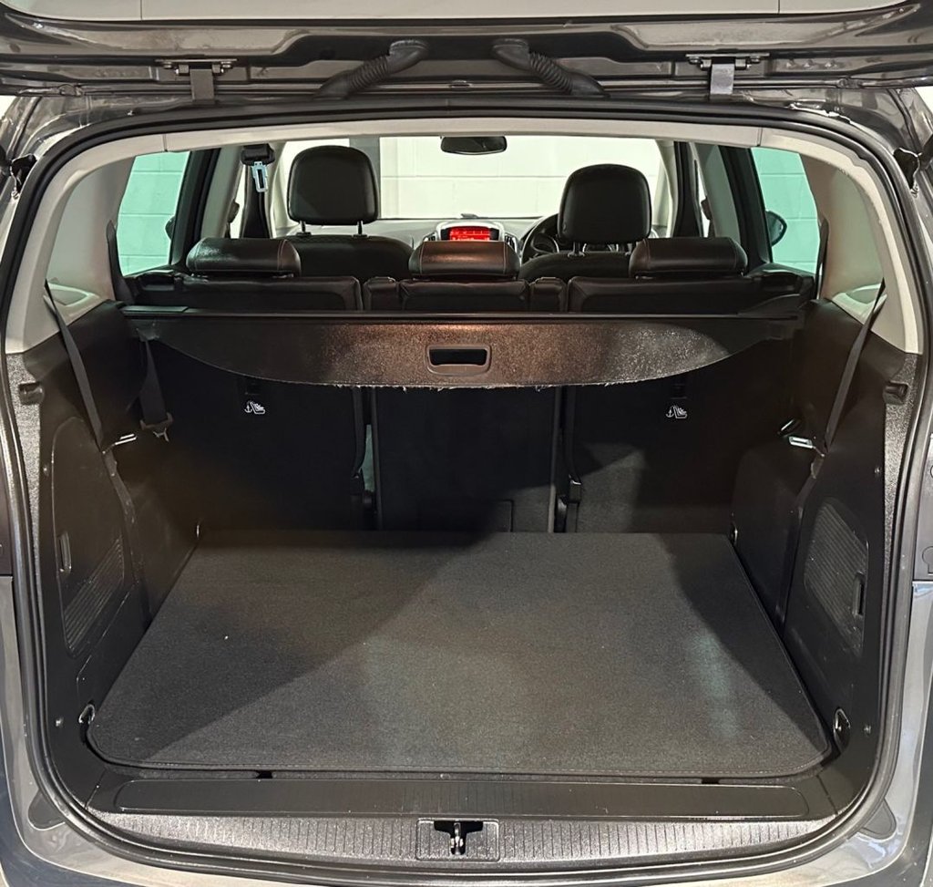 USED 2016 16 VAUXHALL ZAFIRA TOURER 1.6 CDTi ecoFLEX SE MPV 5dr Diesel Manual Euro 6 (s/s) (136 ps) 