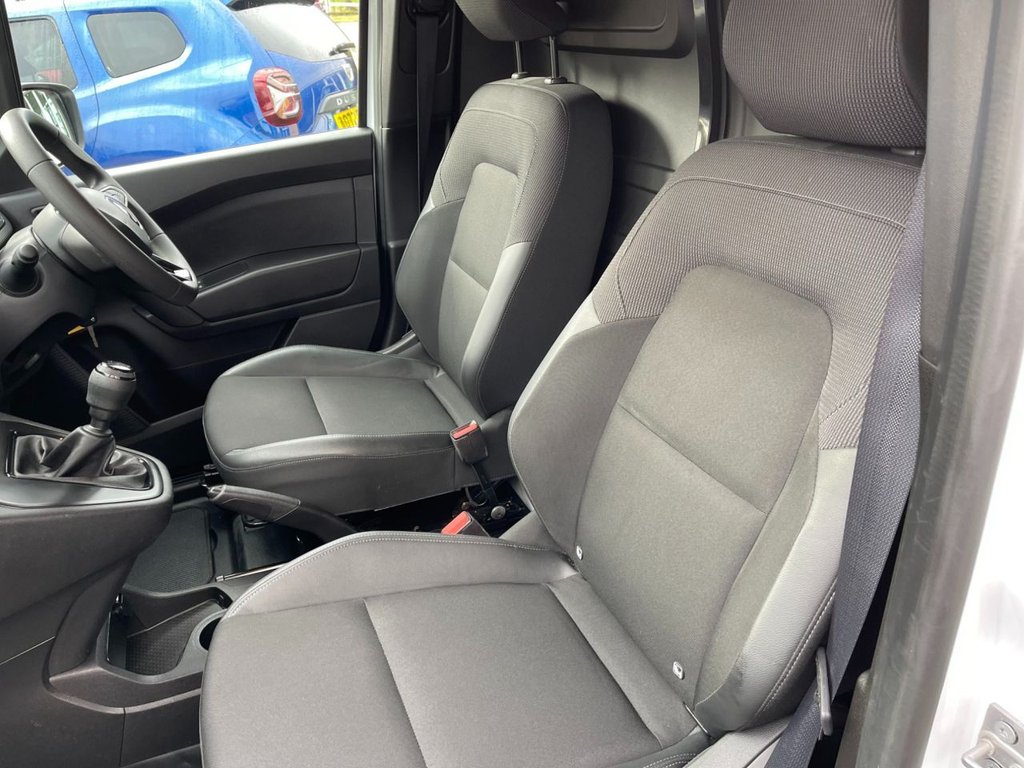 USED 2024 24 RENAULT KANGOO 1.5 dCi Blue ENERGY ML19 Start Panel Van 6dr Diesel Manual MWB Euro 6 (s/s) (95 ps) 