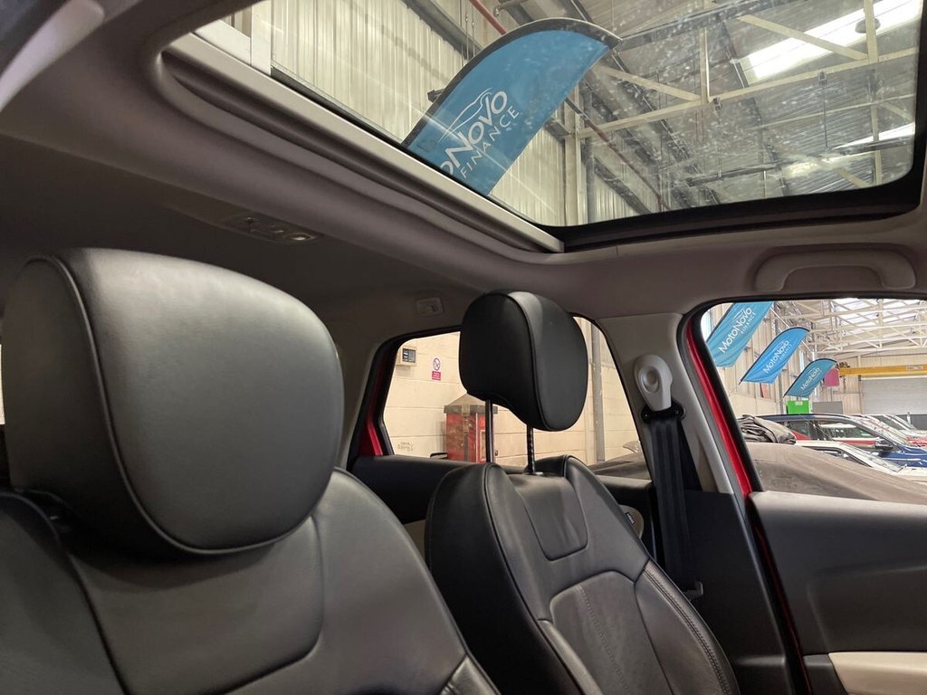 USED 2019 19 RENAULT CAPTUR 1.3 TCe ENERGY GT Line SUV 5dr Petrol Manual Euro 6 (s/s) (130 ps) 