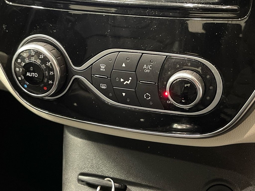 USED 2019 19 RENAULT CAPTUR 1.3 TCe ENERGY GT Line SUV 5dr Petrol Manual Euro 6 (s/s) (130 ps) 