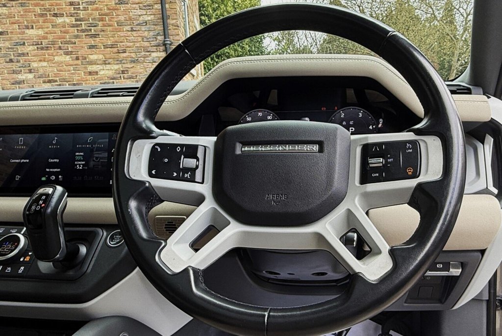 USED 2022 V LAND ROVER DEFENDER 110 3.0 D250 MHEV XS Edition Auto 4WD Euro 6 (s/s) 5dr HUGE SPEC|SUNROOF|FSH|TOW BAR|