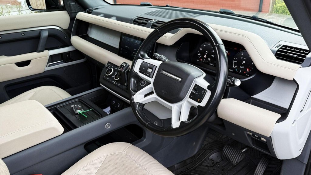 USED 2022 V LAND ROVER DEFENDER 110 3.0 D250 MHEV XS Edition Auto 4WD Euro 6 (s/s) 5dr HUGE SPEC|SUNROOF|FSH|TOW BAR|