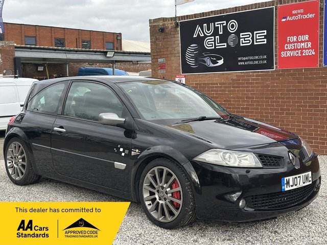 View our RENAULT MEGANE