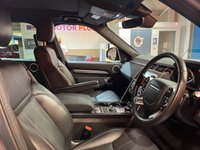 USED 2020 70 LAND ROVER DISCOVERY 3.0 SD V6 Landmark Edition SUV 5dr Diesel Auto 4WD Euro 6 (s/s) (306 ps) One Owner. 20"Alloys. NAV Pro.