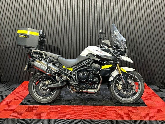 View our TRIUMPH TIGER 800