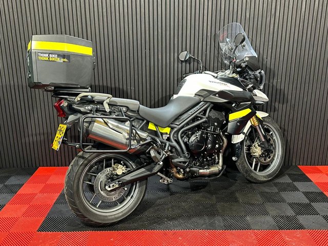 View our TRIUMPH TIGER 800