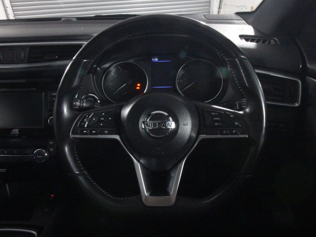 USED 2018 68 NISSAN QASHQAI 1.3 DIG-T Tekna+ SUV 5dr Petrol Manual Euro 6 (s/s) (140 ps) 