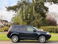 USED 2011 61 LAND ROVER FREELANDER 2 2.2 SD4 HSE CommandShift 4WD Euro 5 5dr FSH LEATHER PANORAMIC SUN ROOF