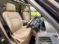 USED 2011 61 LAND ROVER FREELANDER 2 2.2 SD4 HSE CommandShift 4WD Euro 5 5dr FSH LEATHER PANORAMIC SUN ROOF