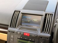 USED 2011 61 LAND ROVER FREELANDER 2 2.2 SD4 HSE CommandShift 4WD Euro 5 5dr FSH LEATHER PANORAMIC SUN ROOF