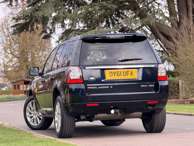 View our LAND ROVER FREELANDER 2