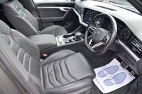 USED 2021 21 VOLKSWAGEN TOUAREG 3.0 TSI V6 Black Edition SUV 5dr Petrol Tiptronic 4Motion Euro 6 (s/s) (340 ps) Electric Panoramic Sunroof | 2 Keys | Full Service History | Satellite Navigation | Park Assist | Full Black Leather Interior | 21&rdquo; Alloys in Black | Privacy Glass | Silicon Grey Metallic Paint | Ambient Light Pack for R-Line Coloured | MOT Valid (14/09/2026)