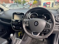 USED 2016 16 RENAULT CLIO 1.5 dCi Dynamique S Nav Hatchback 5dr Diesel Manual Euro 6 (s/s) (90 ps) 2 OWNERS -- FULL SERVICE HISTORY -- SAT NAV -- SENSORS -- CRUISE -- &pound;20 TAX