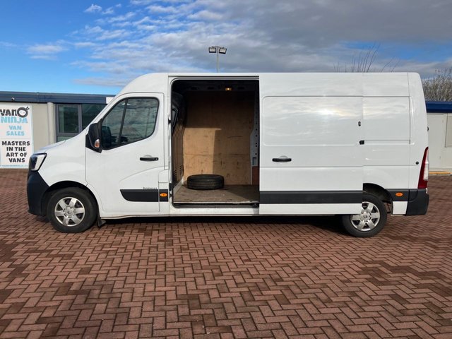 View our RENAULT MASTER