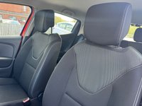 USED 2015 65 RENAULT CLIO 1.2 16V Dynamique Nav Hatchback 5dr Petrol Manual Euro 6 (75 ps) LOW MILES -- 2 OWNERS -- FULL SERVICE HISTORY -- SAT NAV